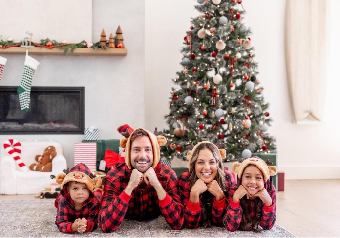 How to Choose Christmas Pajamas That Look Great in Holiday Photos Christmas